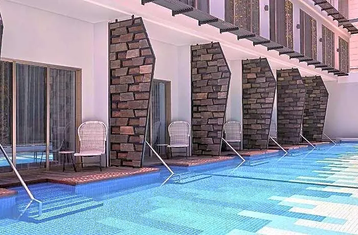 Hotel Aloft By Marriott Bali 4*